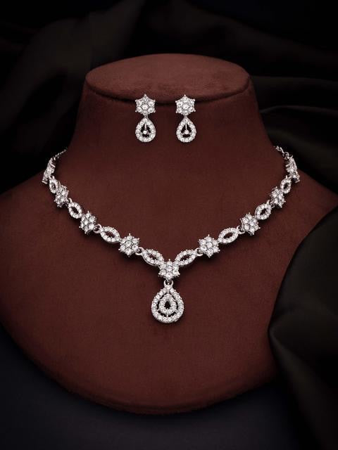 Pretty Necklace Set